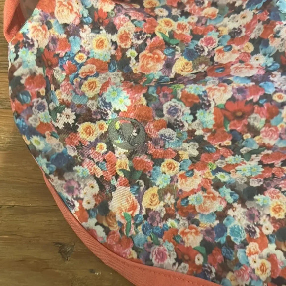 ! Lululemon Run: Speed Short *2-way Stretch Flowabunga Mini Multi / Bleach… - Picture 7 of 7